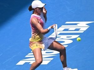Swiatek Menang Mudah untuk Capai Semifinal Australian Open: Dominasi Tak Terbendung!