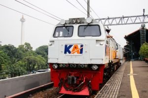 Kereta Ekonomi Bersubsidi 2025: Menyapa Perjalanan Hemat, Harga Mulai Rp 27.000!