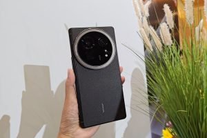 Menjajal Sharp Aquos R9 Pro: HP Berkamera Leica dengan Tombol Khusus yang Mempesona