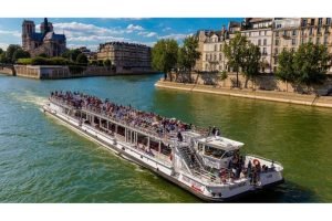 Nikmati Keindahan Paris dengan Seine River Cruise: Pengalaman Tak Terlupakan di Ibu Kota Cahaya