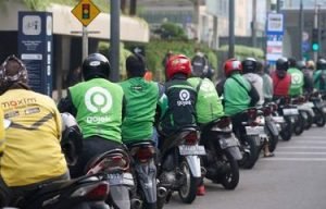 Teganya Aplikator! Bonus Hari Raya Rp 50.000 untuk Driver Ojol Jadi Sorotan Publik