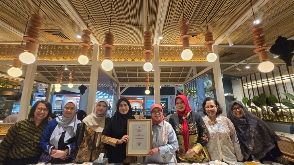 Luar Biasa! Bidan Tessa Siswina Terima Penghargaan dari Kemenkes Setelah Bantu Melahirkan di Pesawat