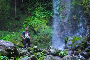Air Terjun Batu Basurek: Keindahan Alam yang Menakjubkan di Sumatera Barat