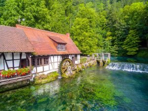 Keindahan Tersembunyi Blaubeuren Jerman: Danau Blue Pot yang Memukau