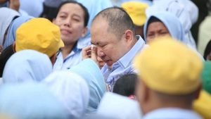 Sritex Tumbang, Lebih dari 10 Ribu Karyawan Kena PHK: Apa yang Terjadi dan Apa Dampaknya?