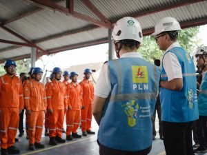 PLN Prediksi Beban Listrik Turun 30% Saat Lebaran 2025: Apa Penyebabnya?