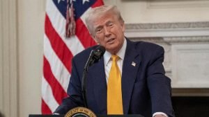 iPhone Made in USA? Trump Desak Apple Produksi di Negeri Sendiri